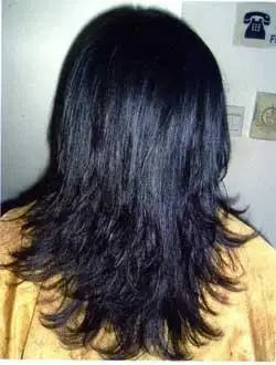 头发被软化后,会变直吗? 还是会变得蓬蓬得?软化后是什么样子得啊