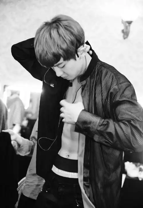 朴灿烈现象级心动##朴灿烈studionng#夏天是腹肌的季节