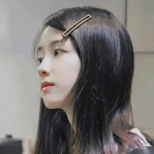 绝美侧颜陈都灵