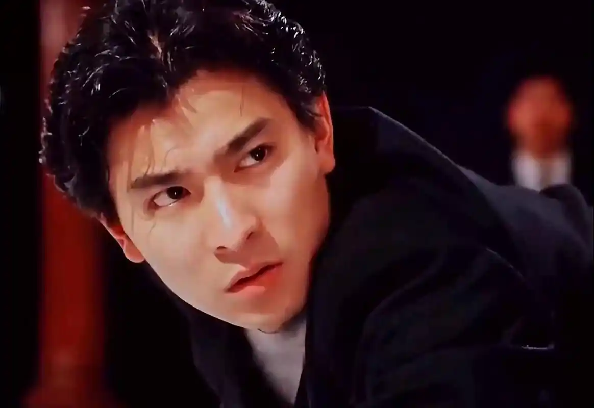 刘德华能火这么多年不是没有道理的,太拼了,如今60 的年纪开演唱会