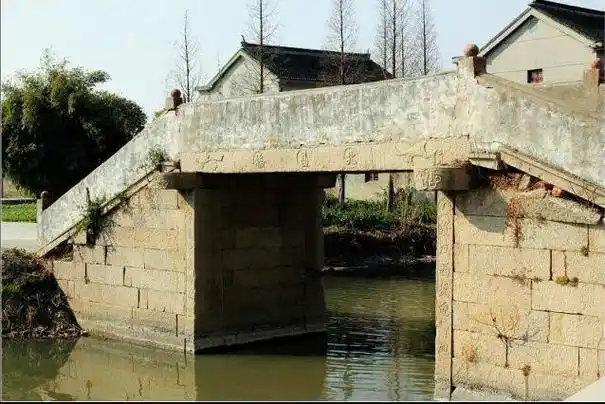 >重固镇,隶属上海市 a target="_blank" href="/item/青浦区/8247579"