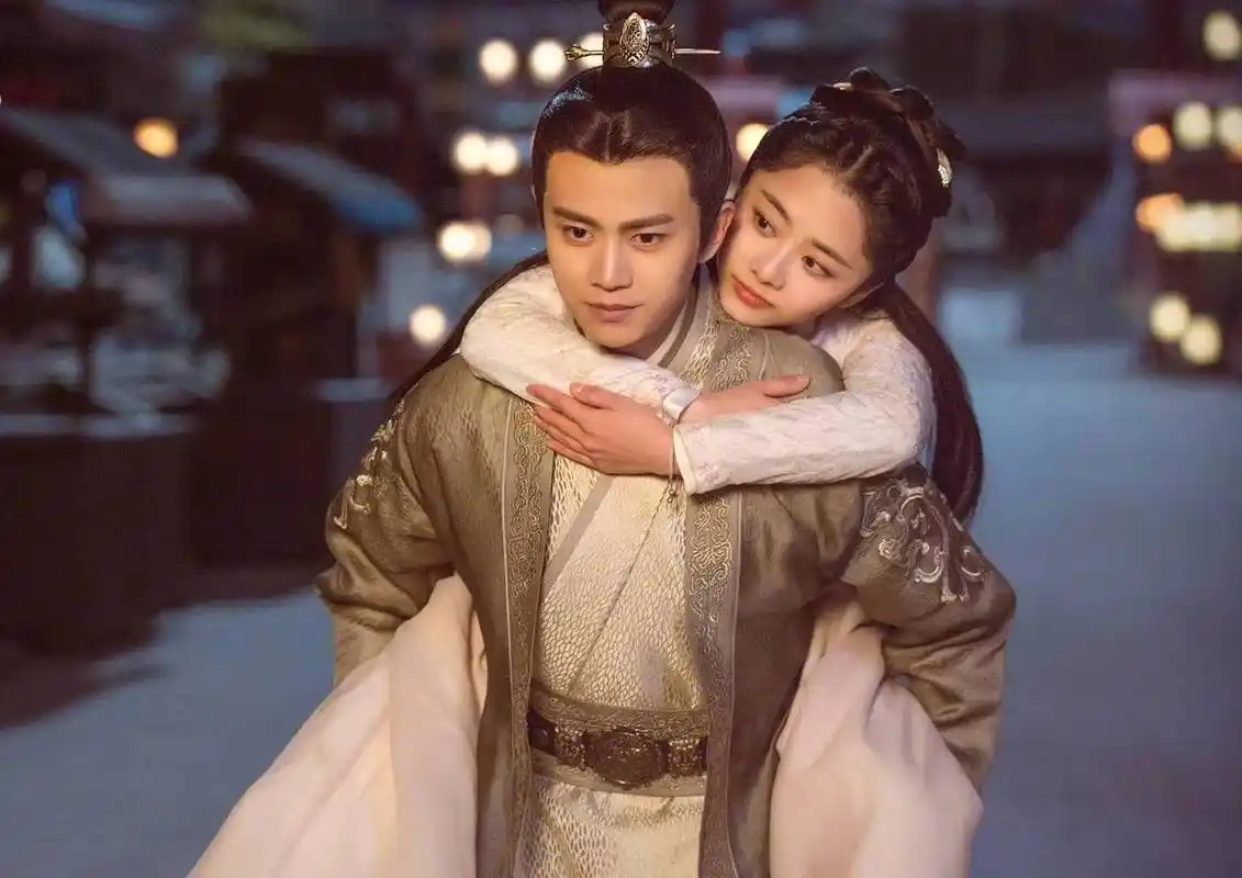 回顾任嘉伦即使一辈子不红也不抛弃陪伴了我11年的妻子聂欢