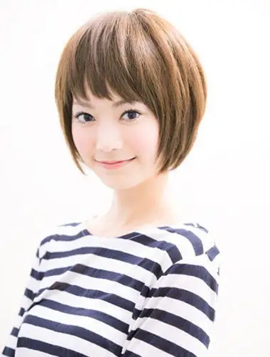 19:26来源:发型师姐编辑:jane 小编点评:圆脸斜刘海直发碎发波波头