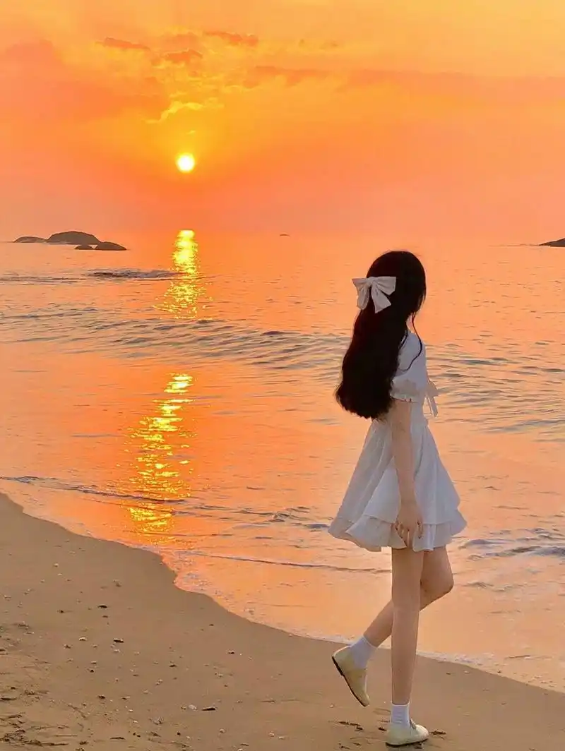 女生头像/背影/海边 92论你选择做什么,追求完美的程度决定你成就的