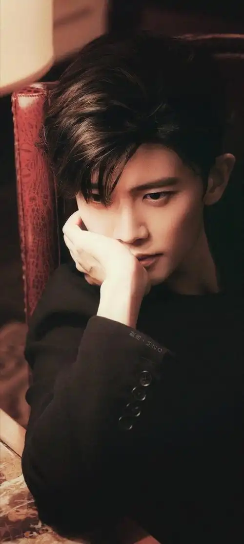 心上任@任嘉伦allen调修 x 卡大头版壁纸 6p#任嘉伦#78#任苒时光