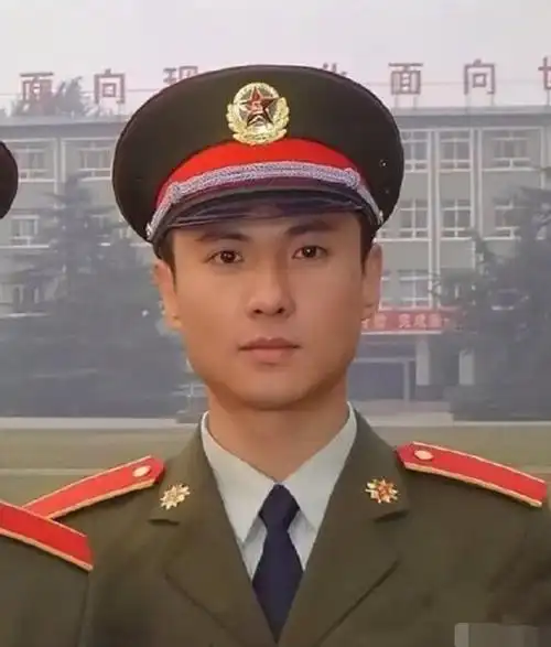 沙溢军艺校草身份有假?沈腾在线揭穿:我和杨洋确实是沙溢哥不是