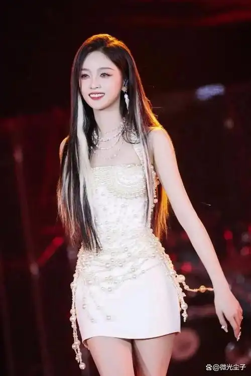 姐姐颇有韩女团风范白到发光曾是火箭少女101颜值担当