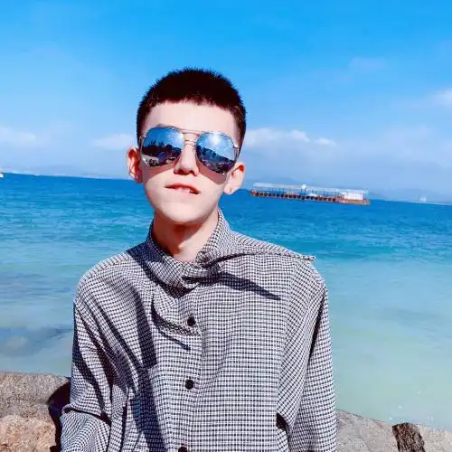 帅哥头像生活照多张照片 好运会与你不期而遇-男生头像