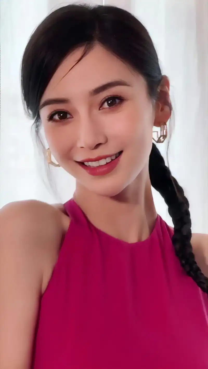 angelababy-盛世容颜-笑脸vs冷脸图片分享