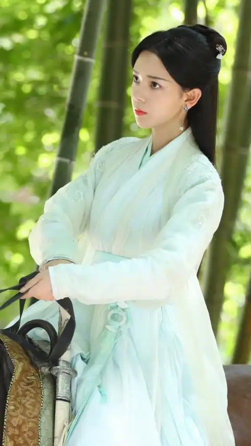 少女大人苏瓷陈瑶