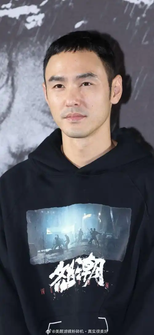 阮经天40岁状态