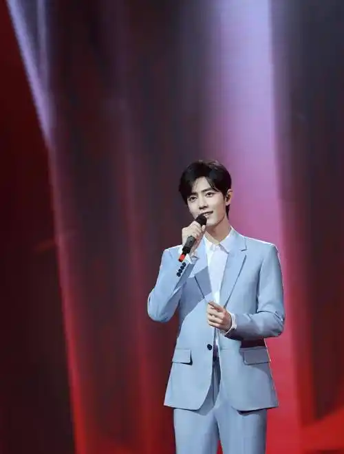 肖战打王源?《我们的歌》两季收视对比,巨大差距引发争议!