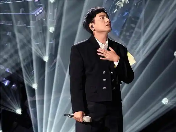 《歌手》就应该唱功卓越,其他一切的解释都属多余