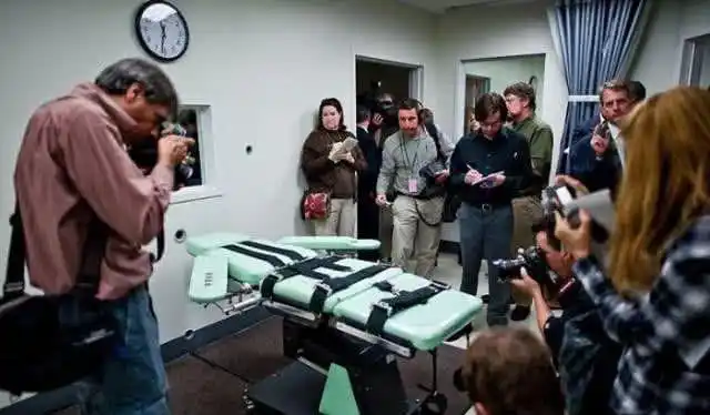 跟枪决比起来注射死刑真的就更人道吗答案可能和你想的不一样