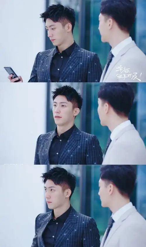 除此之外,黄景瑜剧中展示的的细腻微表情与眼神戏同样值得细品.