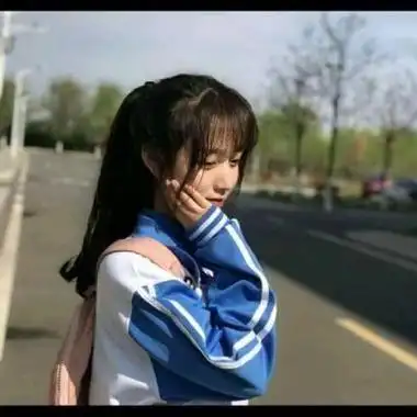 初中生头像女生酷穿校服 女生头像图片大全 -【爱个性】