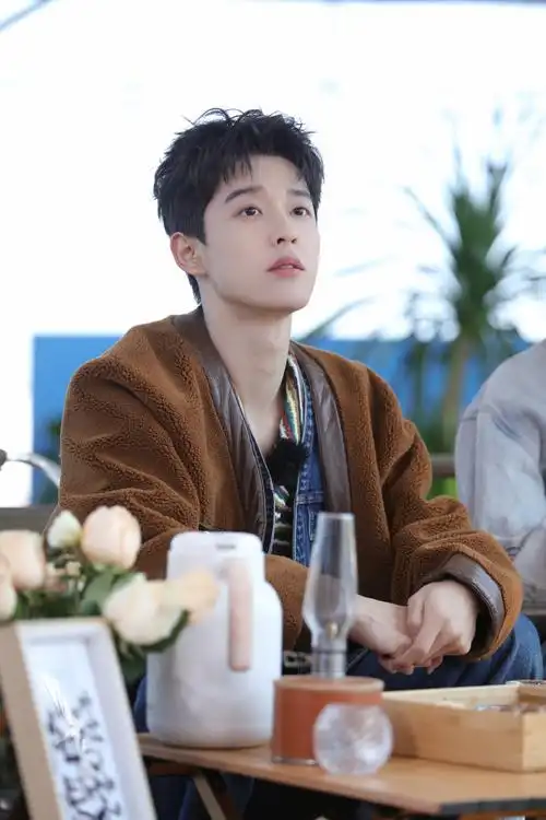 吴宇恒快乐的大人