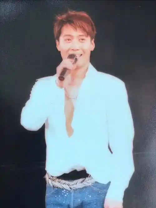 近日,已经53岁的黎明在台北小巨蛋首度开唱,1997年就开启港台电音风潮