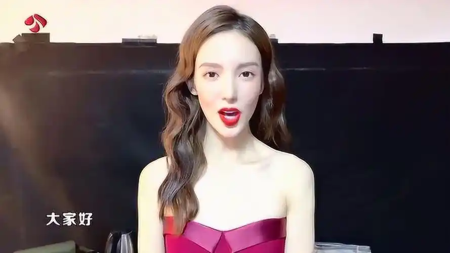 江苏卫视《了不起的女孩》 金晨饰演沈思怡