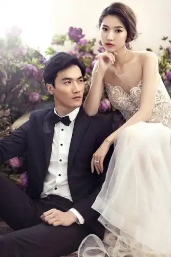 60对最萌身高差新人解锁拍婚纱照的n种姿势美炸天了