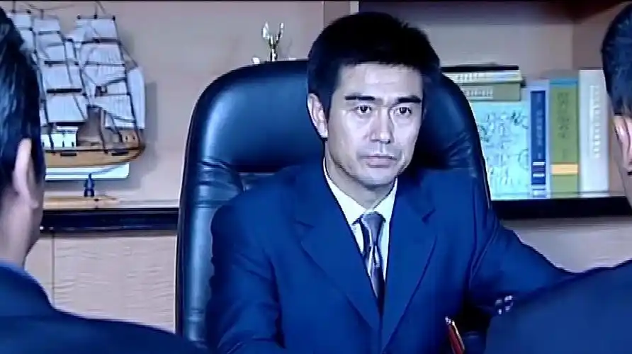 《罪域》分集剧情速看,郑毅然对抗商界枭雄