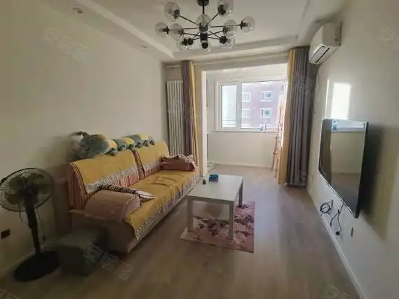 北京昌平昌平县城绿海家园临近乐多港万达,周边配套设施齐全,环境优雅