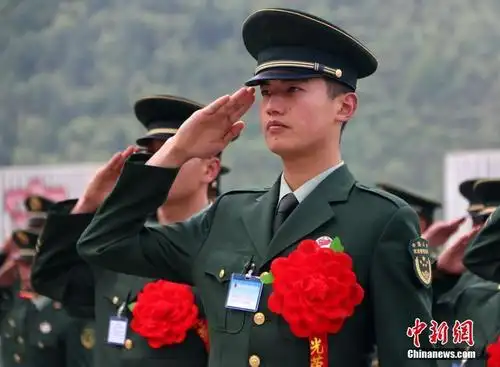 上等兵,永远成为了自己身份不可分割的一部分.