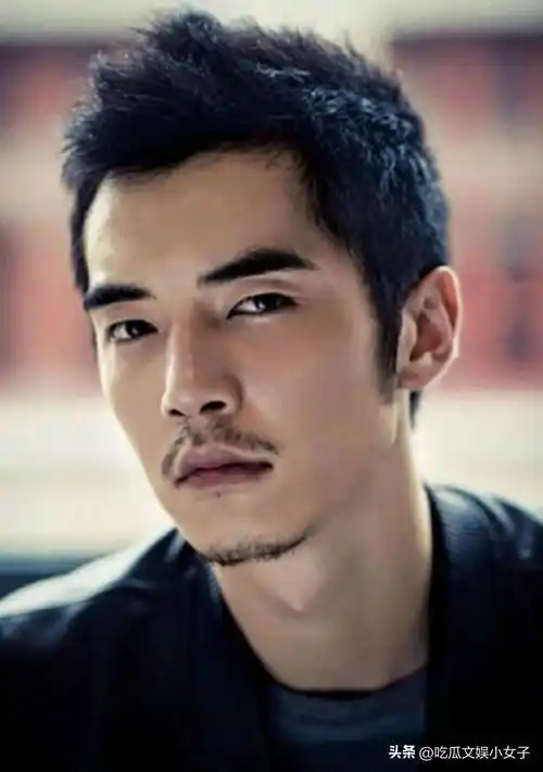 娱乐圈公认的七位痞帅男星,摄影师排第一,黄宗泽最有痞气_朱亚文_魅力
