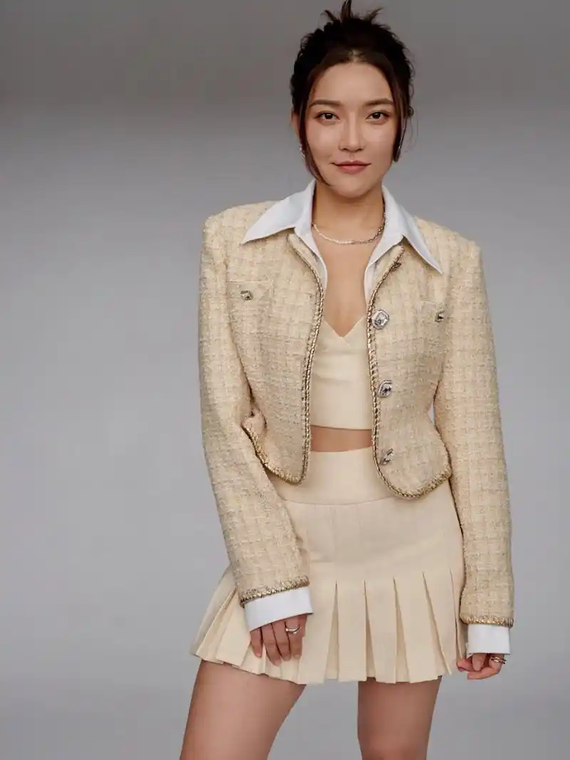 庄心妍 新的尝试 一直穿不好小香风 怕显得成熟 今天爱上了 这套柠檬