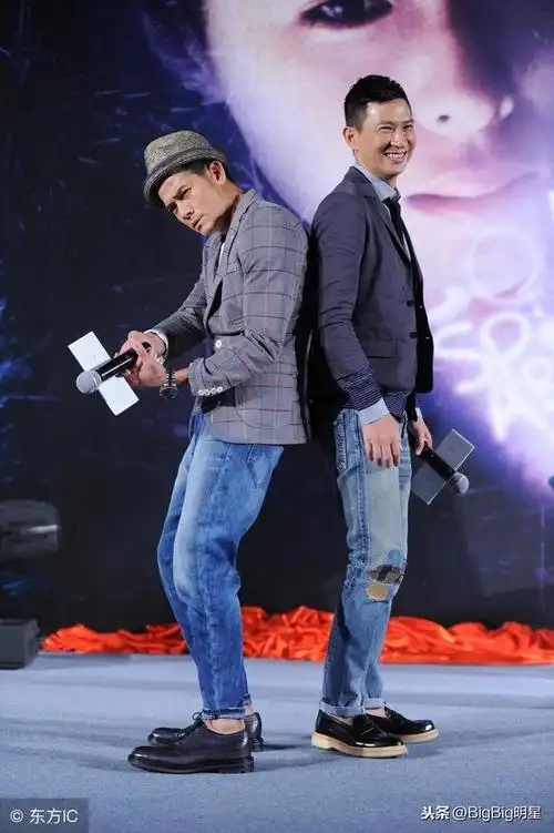 张家辉 郭富城同台亮相 帅气的张家辉把风头都抢了