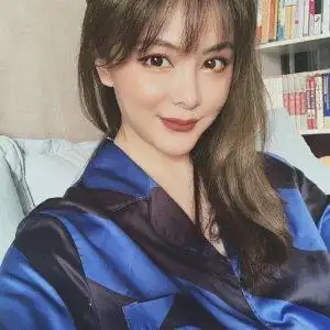 李曼瑜就是李佳熹