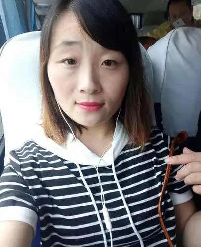 28岁离异女征婚照片(id:591422)_河北承德征婚交友_我主良缘网