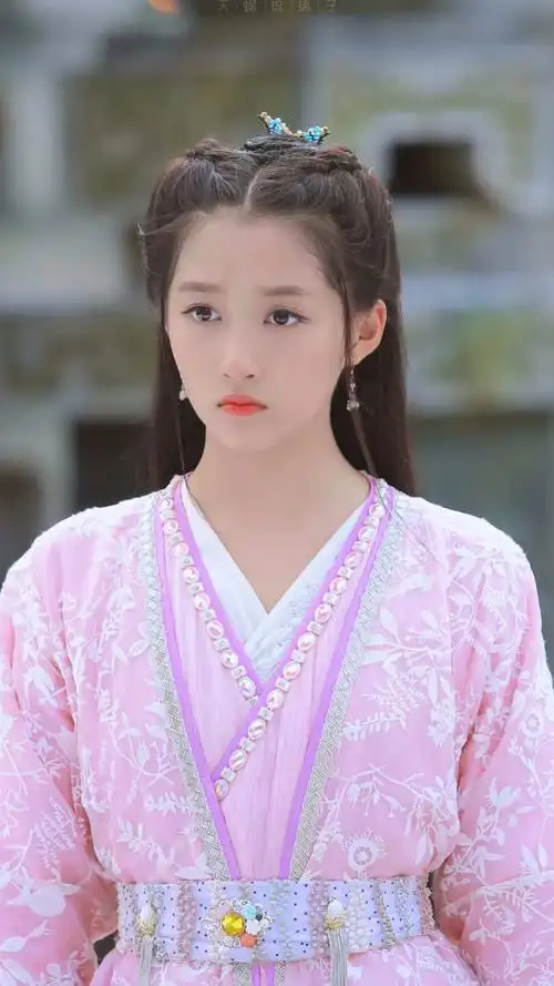 关晓彤轩辕剑之汉之云壁纸送达是灵动水嫩的小仙女哒