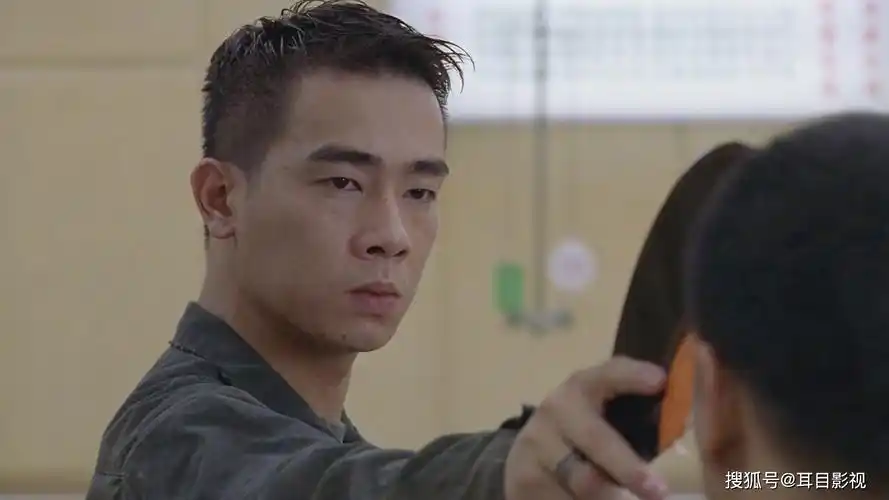 看了一期我们的歌2感觉陈小春一直被低估了山鸡是最大羁绊