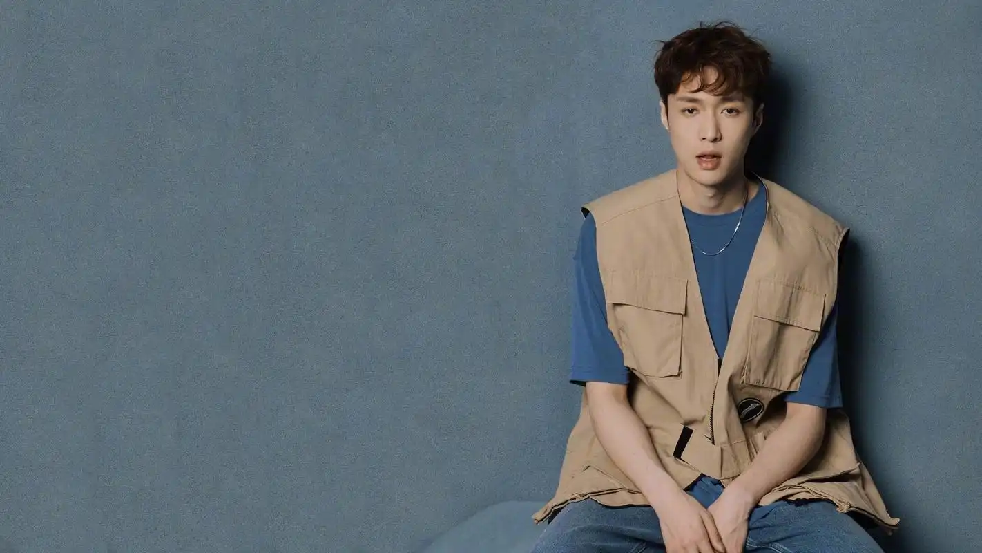 演员张艺兴新造型太少年,演技不断提升,这一次会带来怎样的作品