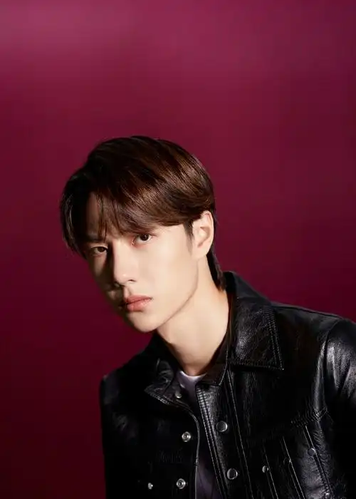 王一博官方更新