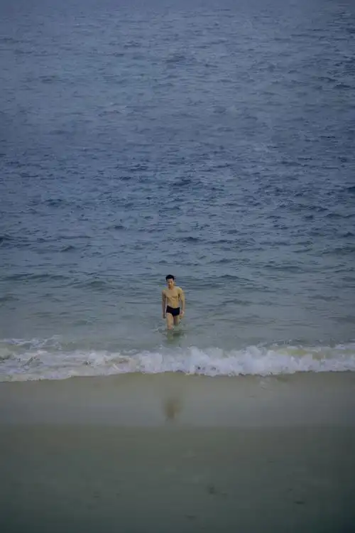 与海无关深圳男生清新写真