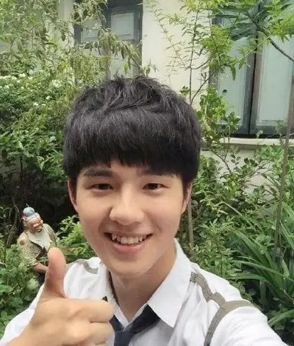 刘昊然在影片中自然真挚的表演获得了观众的认可,并凭借该片获得第