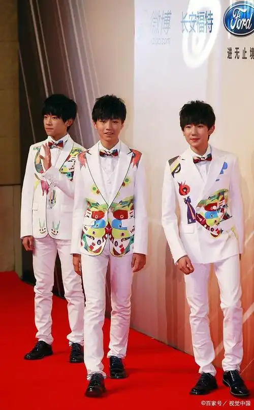 tfboys组合于2013年8月6日出道,当年的三小只,如今已成为天团.