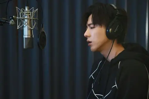 从网红到实力歌手摩登兄弟刘宇宁对音乐始终如一