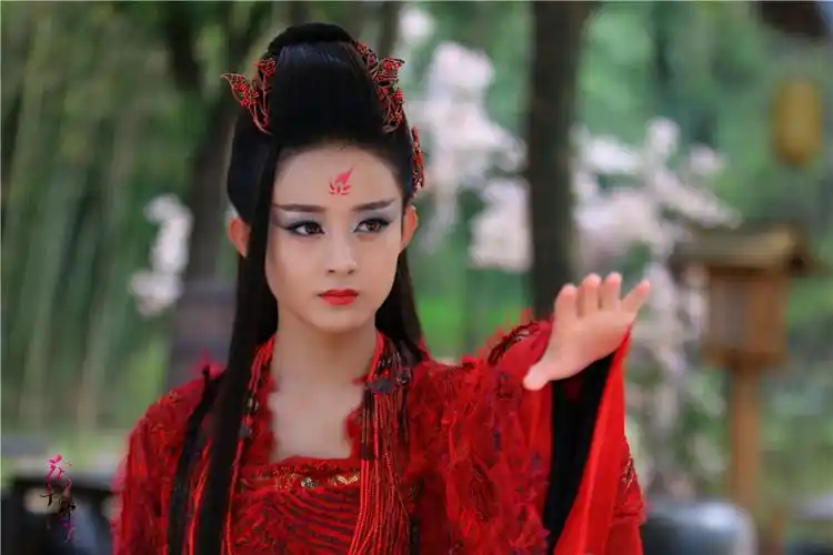 花千骨为爱成妖 妖神剧照