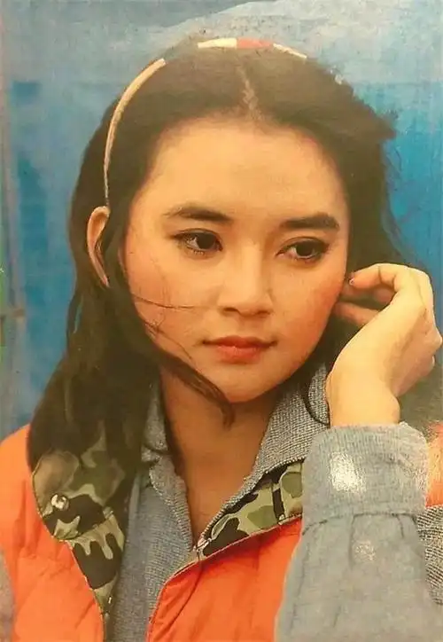 63岁胡慧中近照曝光,息影二十多年来,她过得怎么样?