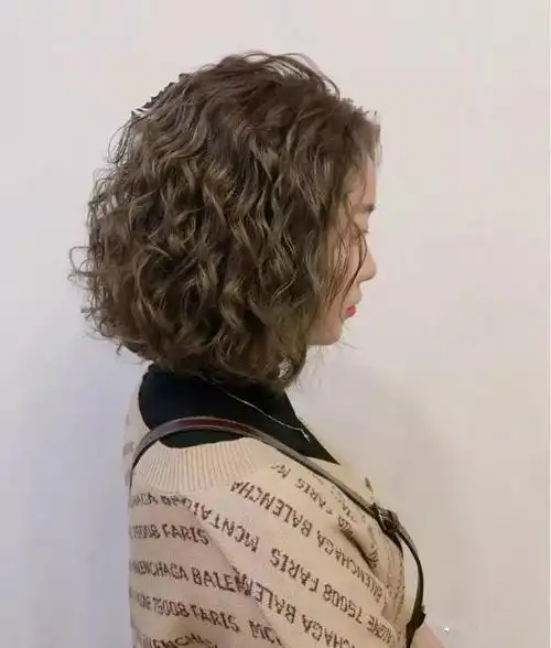 "木马烫"发型20款,青春又靓丽,有没有心动的感觉?