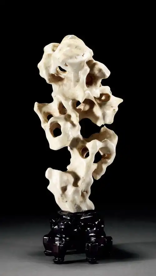 赏石白色太湖石摆件