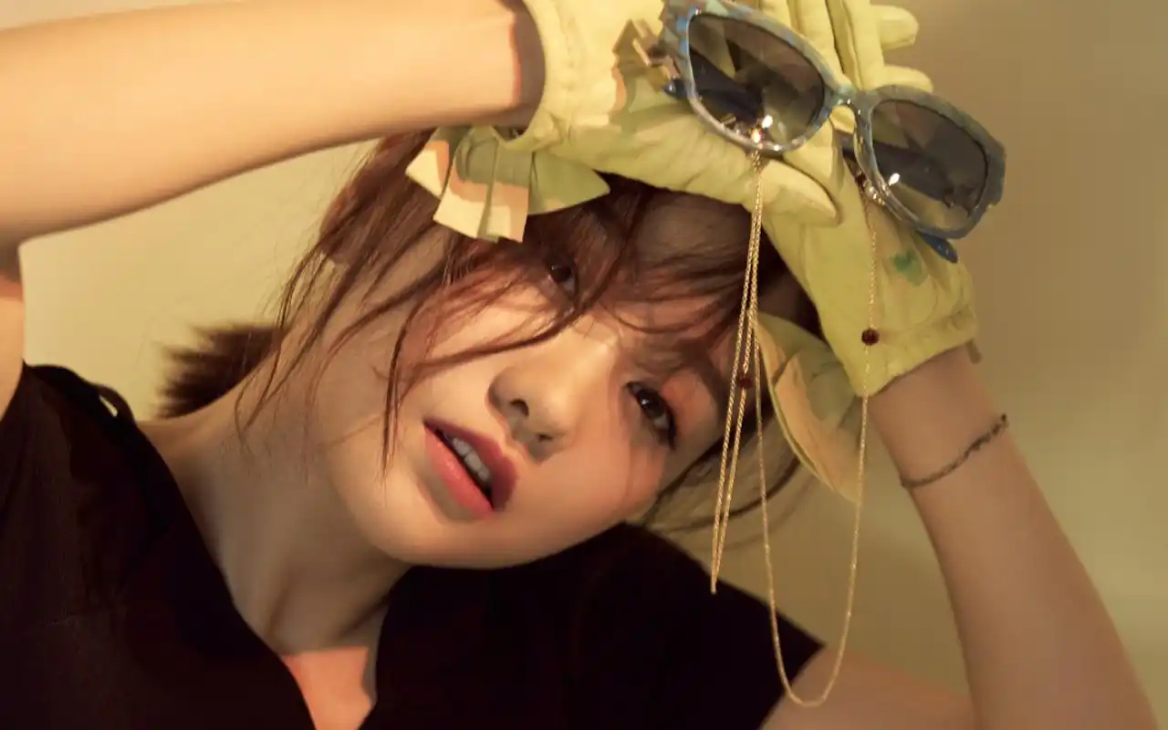 杨蓉魅力写真图片桌面壁纸