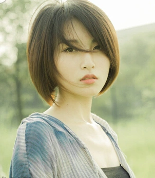 窄额头女生适合什么发型?不可错过的几款,剪完太美了!