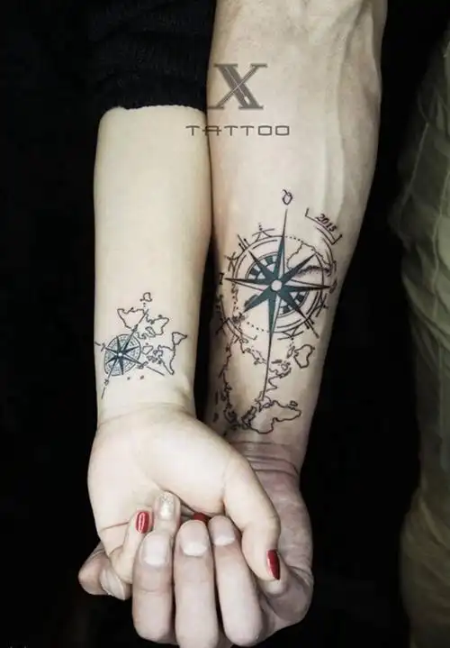 指南针纹身图片_成品手臂情侣故事纹身图案