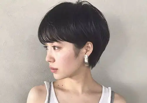大胖脸的女孩能不能剪短发发型适合大胖脸的发型日系女用短发敲定