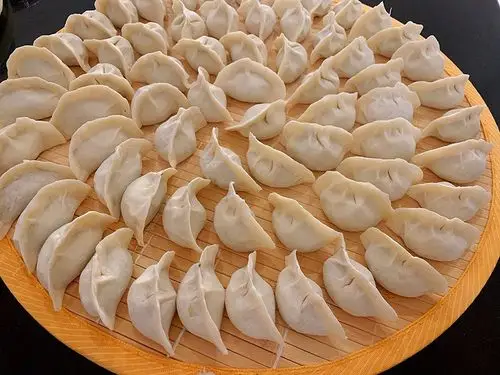 荠菜鲜肉馅心饺子?图1