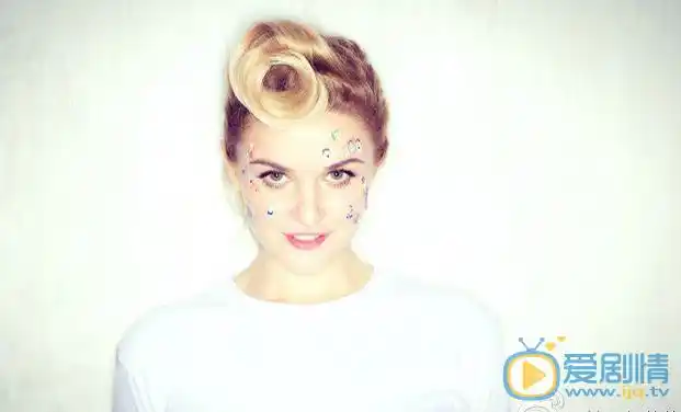 柳莎扮演者伊莉莎个人资料及写真生活照介绍